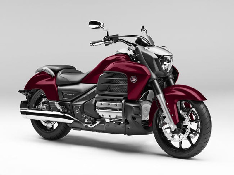 Honda Gold Wing F6C: те же крылья, но подрезаны